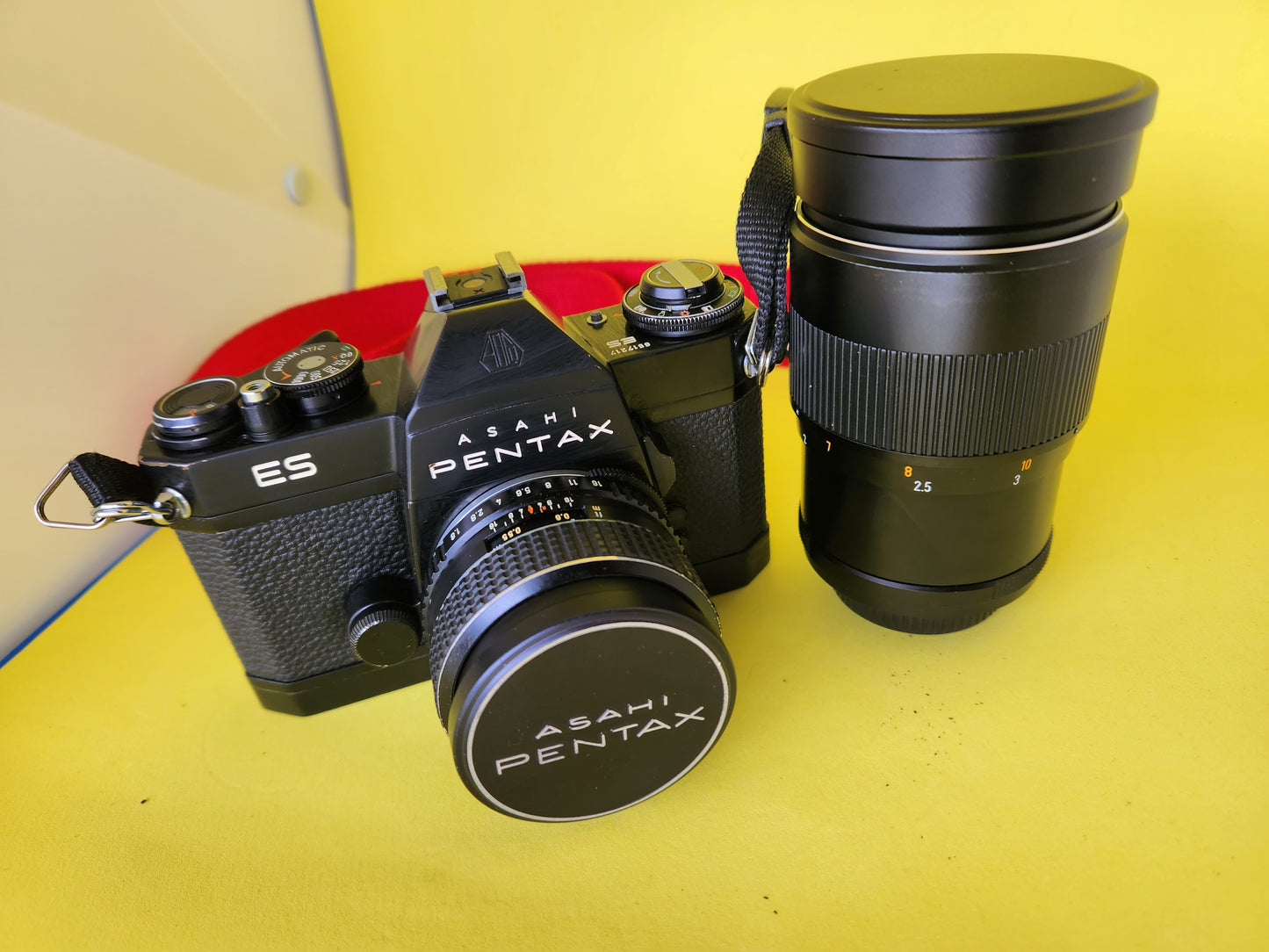 Vintage camera pentax ES