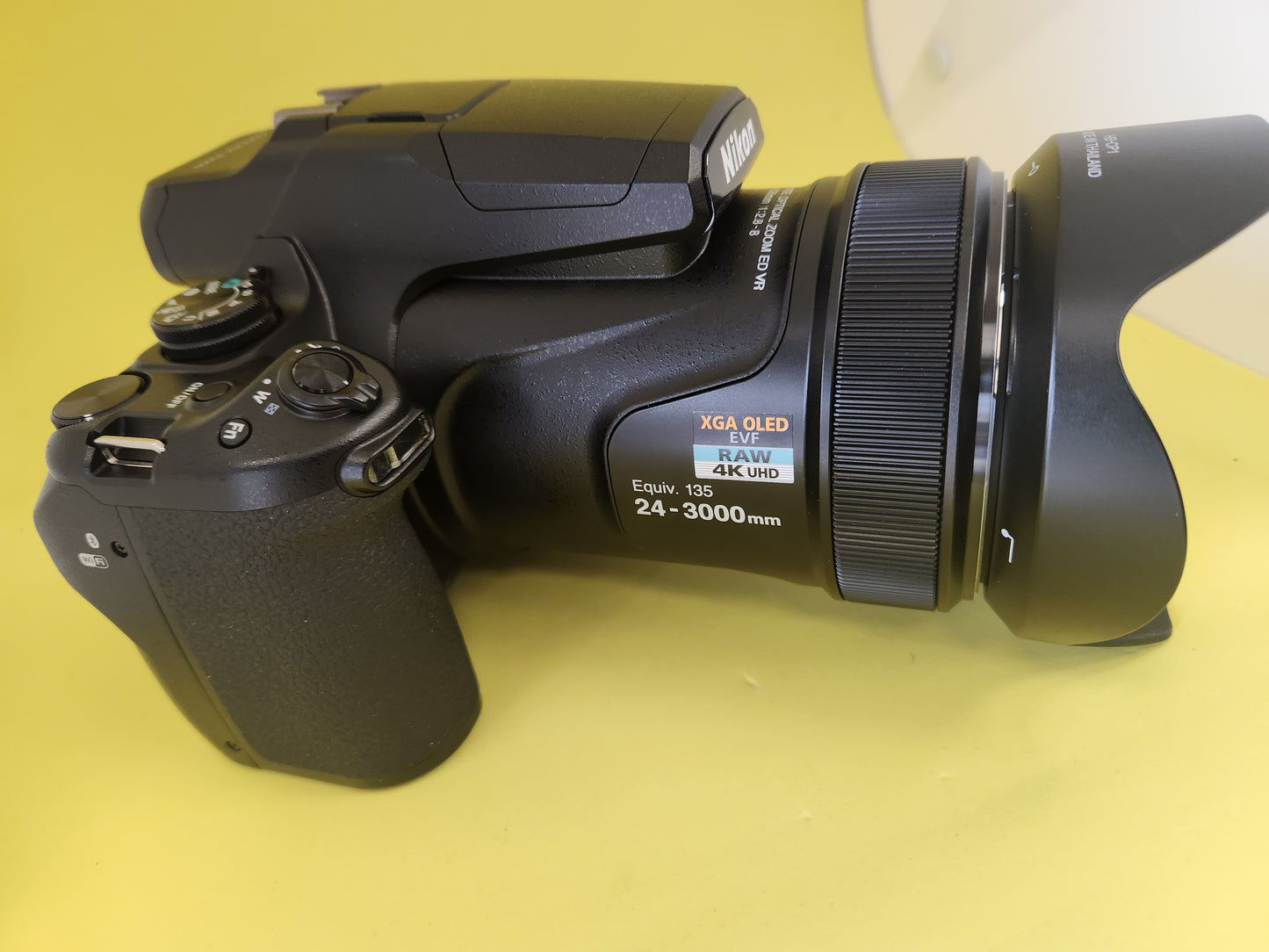 Digital Camera Nikon P1000 used like new
