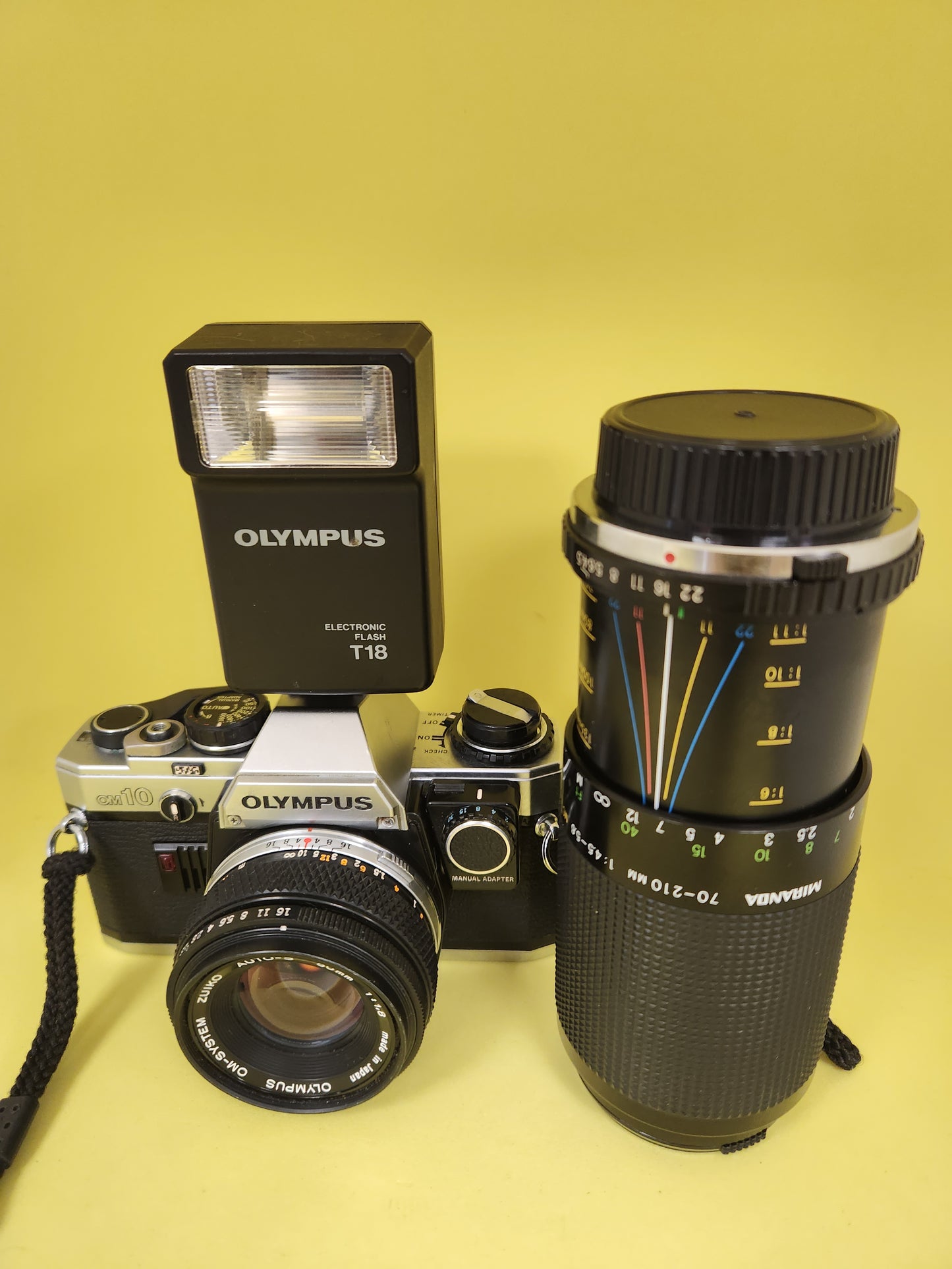 Olympus Om10 with 2 lens used very good condition