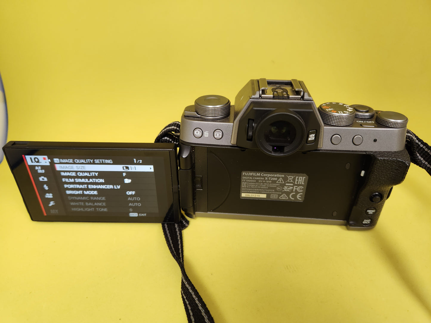 Fujifilm X-T200 body only used