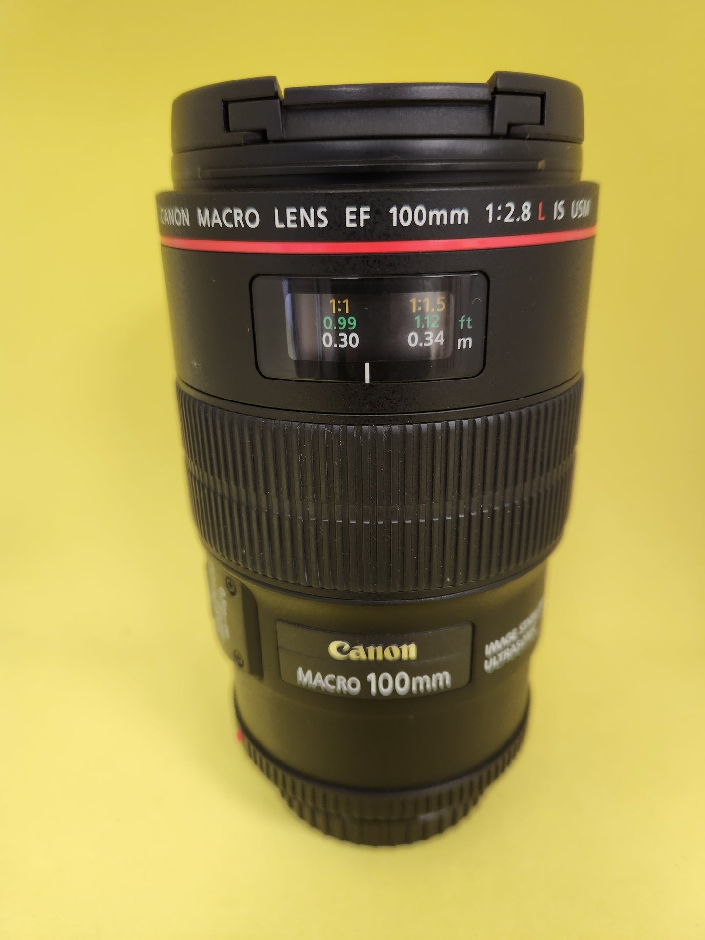 Canon lens EF lens 100mm Macro f2.8 is USM