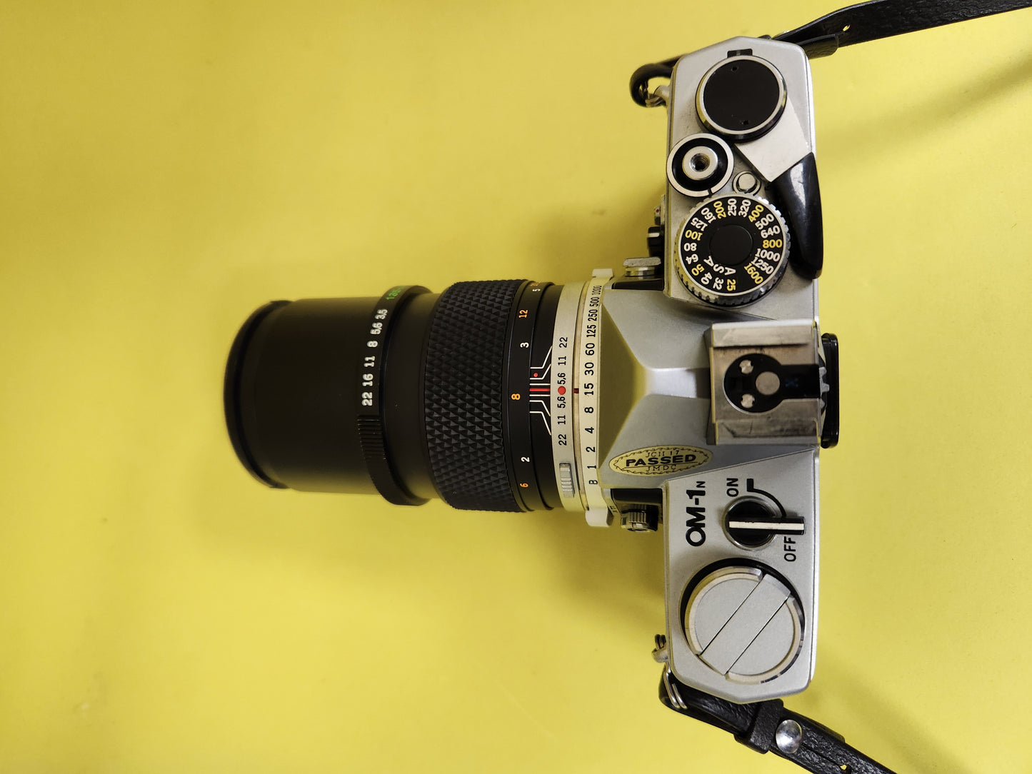 Olympus om1 with lens 135mm used vintage camera