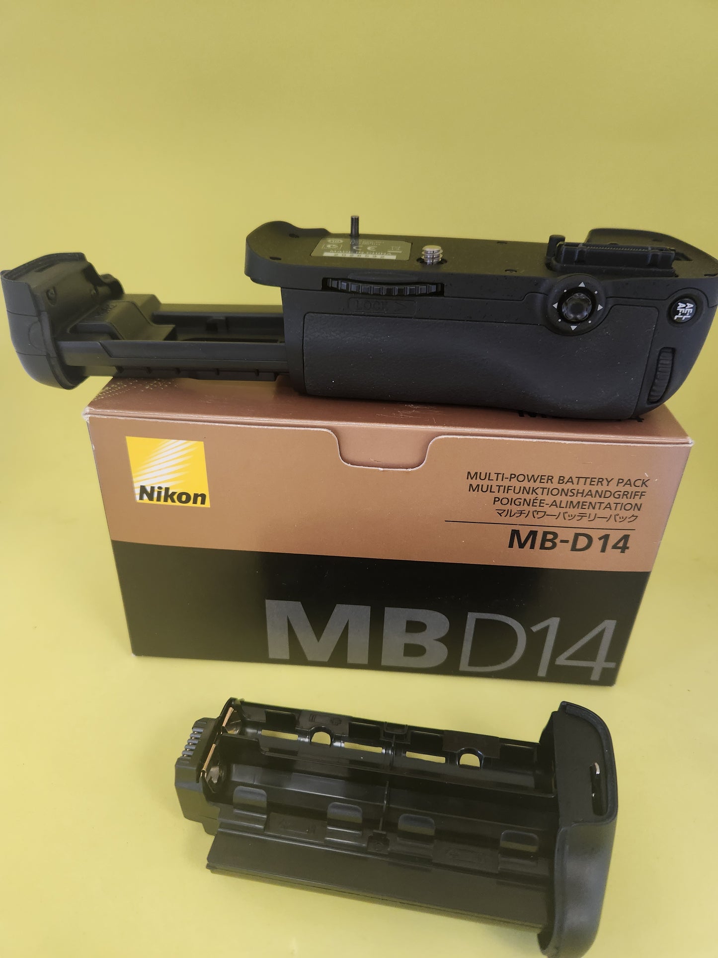 MB-D14 Nikon Battery grip