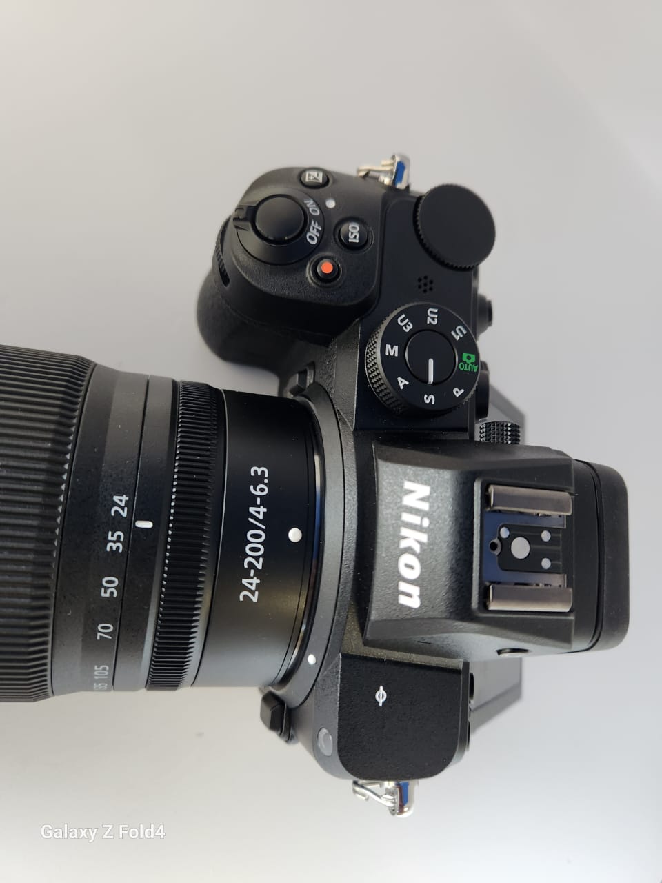 Nikon z5 with 24-200 Nikon Z lens (UESD)