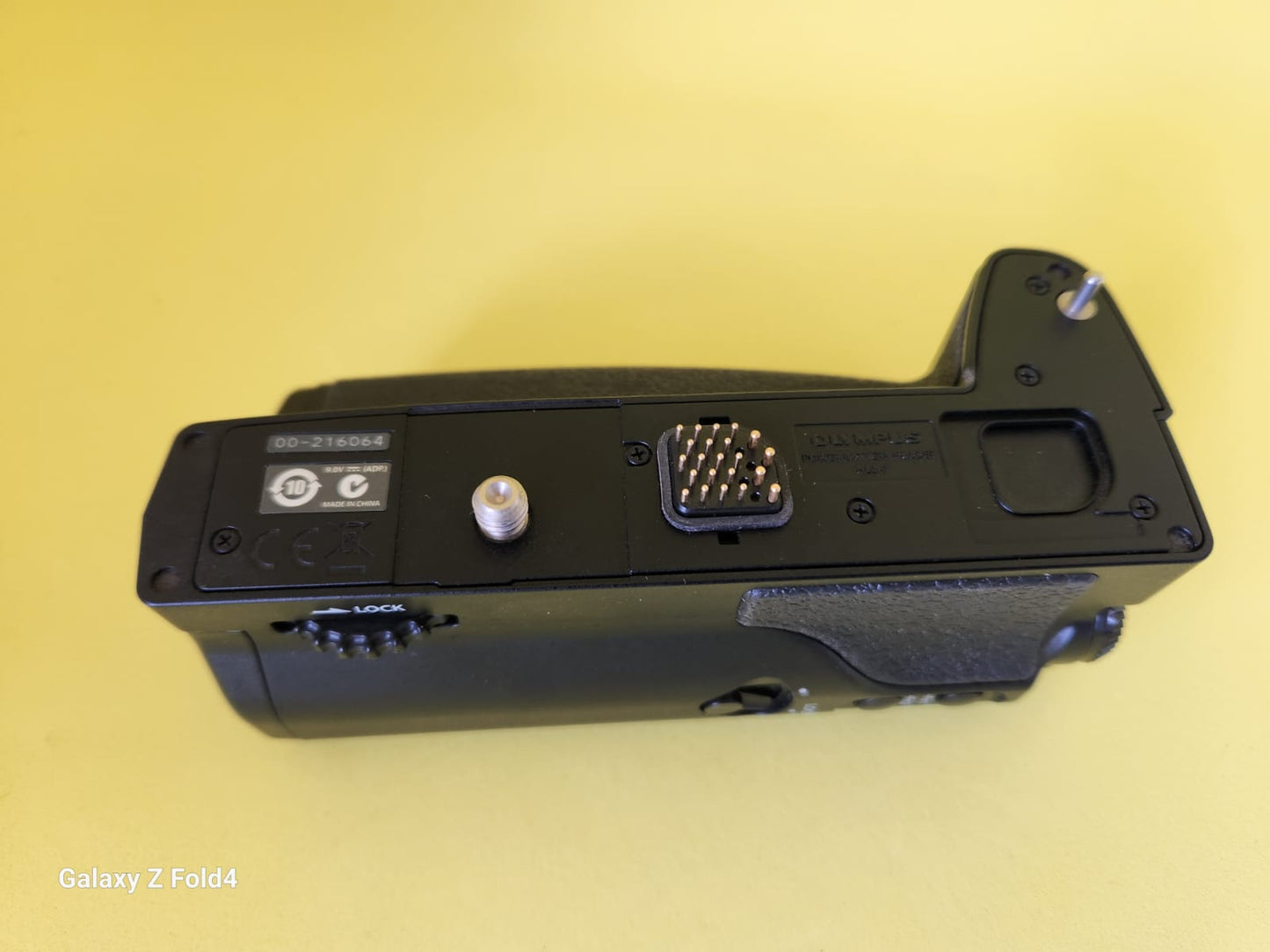 Used Olympus HLD-7 Battery Grip