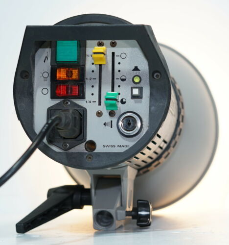 Elinchrom 500 Classic Studio Flash Unit and Light Source (Used)