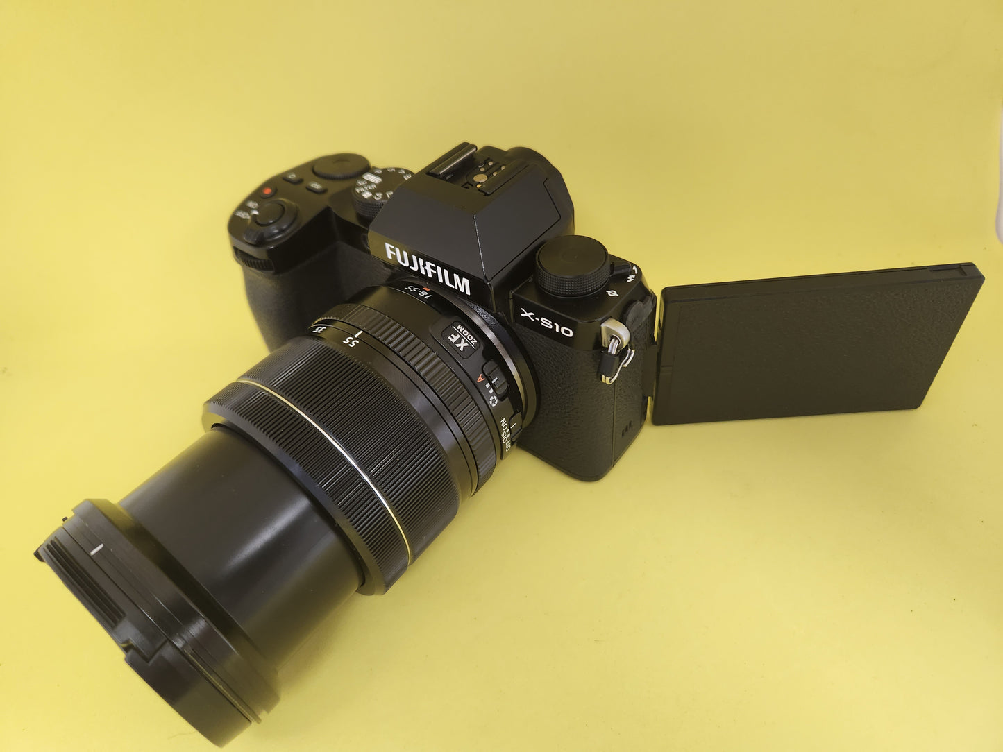 Fujifilm X-S10 used with lens 18-55mm