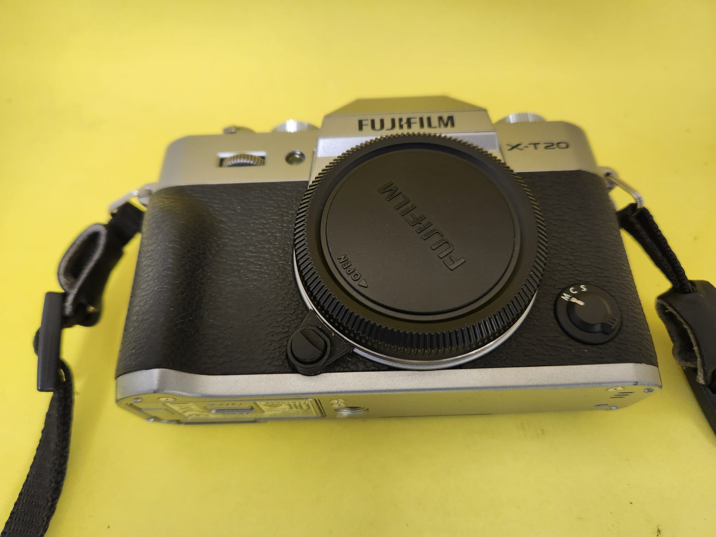 Fujifilm X-T20 body only used
